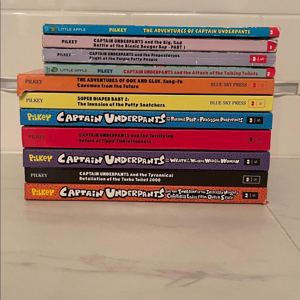 Captain Underpants Books in good used condition By:Dav Pikey